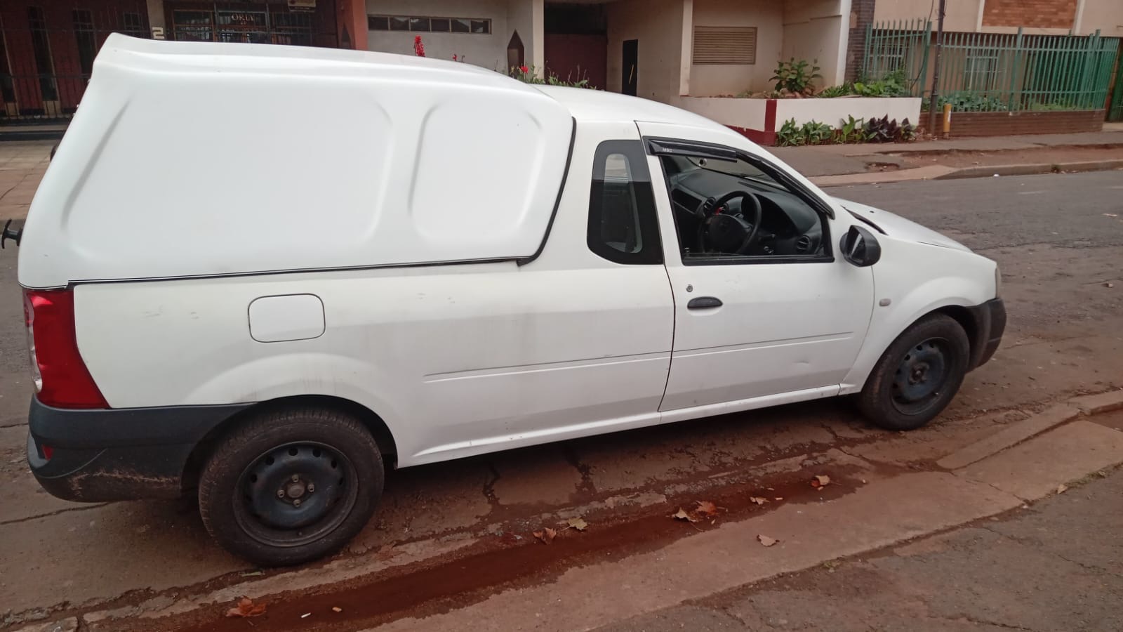 Used 2012 Nissan NP200 1.6i - Private Seller Used 2012 Nissan NP200 1.6i - Private Seller