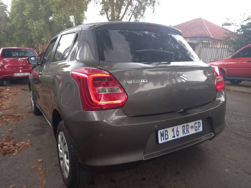 2022 Sezuki Swift 1.2 Petrol, Manual, Grey Color, Mileage