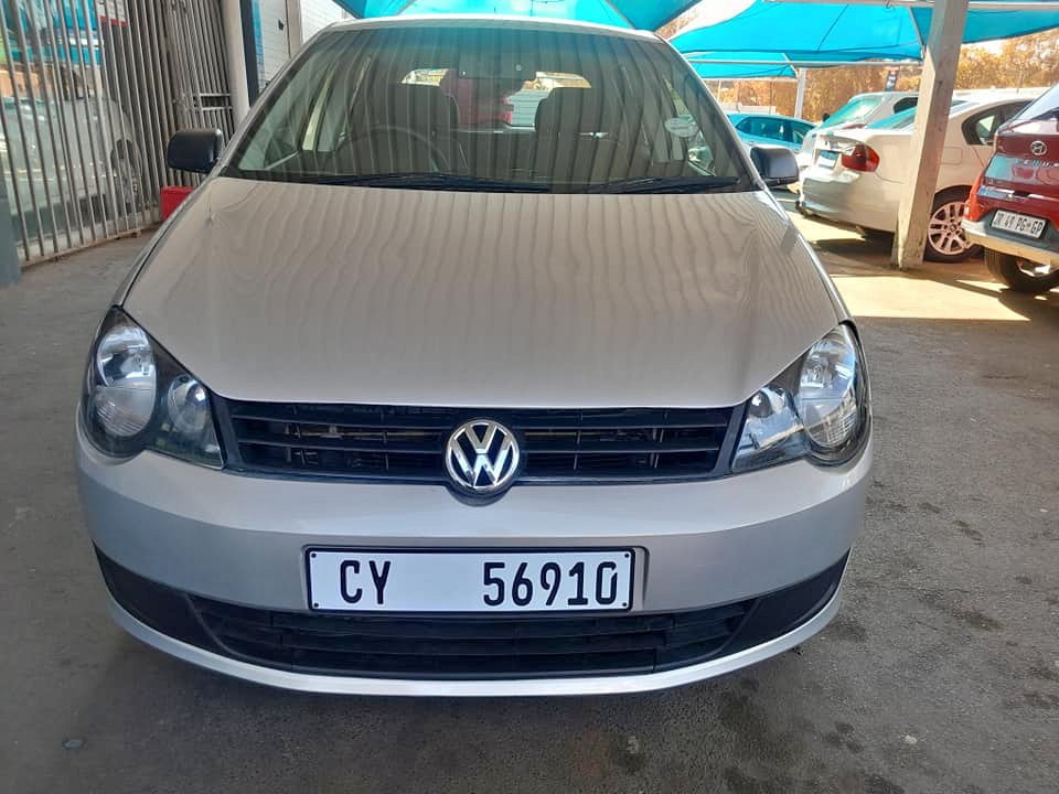 2011 VW POLO VIVO 1.4 HATCHBACK MANUAL
