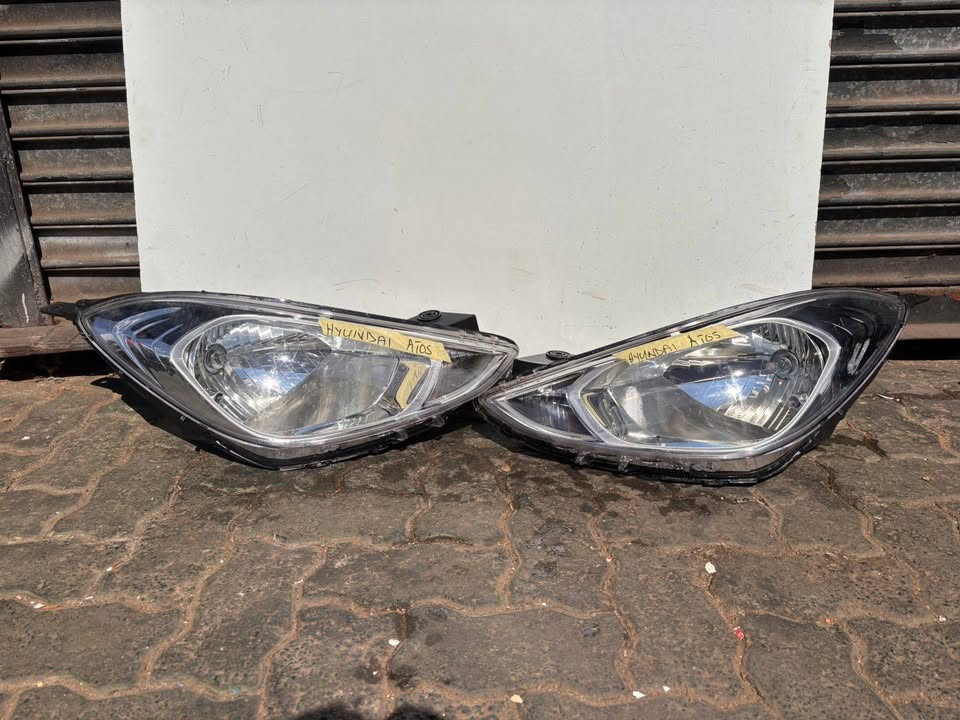 Hyundai Atos Headlight - Private Seller Hyundai Atos Headlight - Private Seller