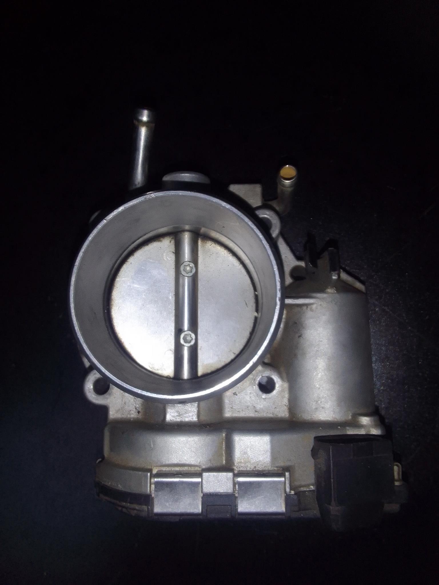 Hyundai Sonata 1.4 used throttle body for sale. - Private Seller