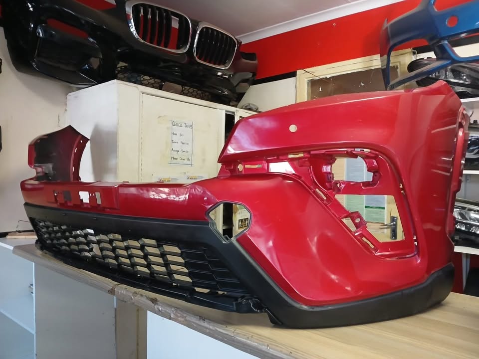 (2025) TOYOTA COROLLA CROSS FRONT BUMPER FOR SALE - Private Seller (2025) TOYOTA COROLLA CROSS FRONT BUMPER FOR SALE - Private Seller