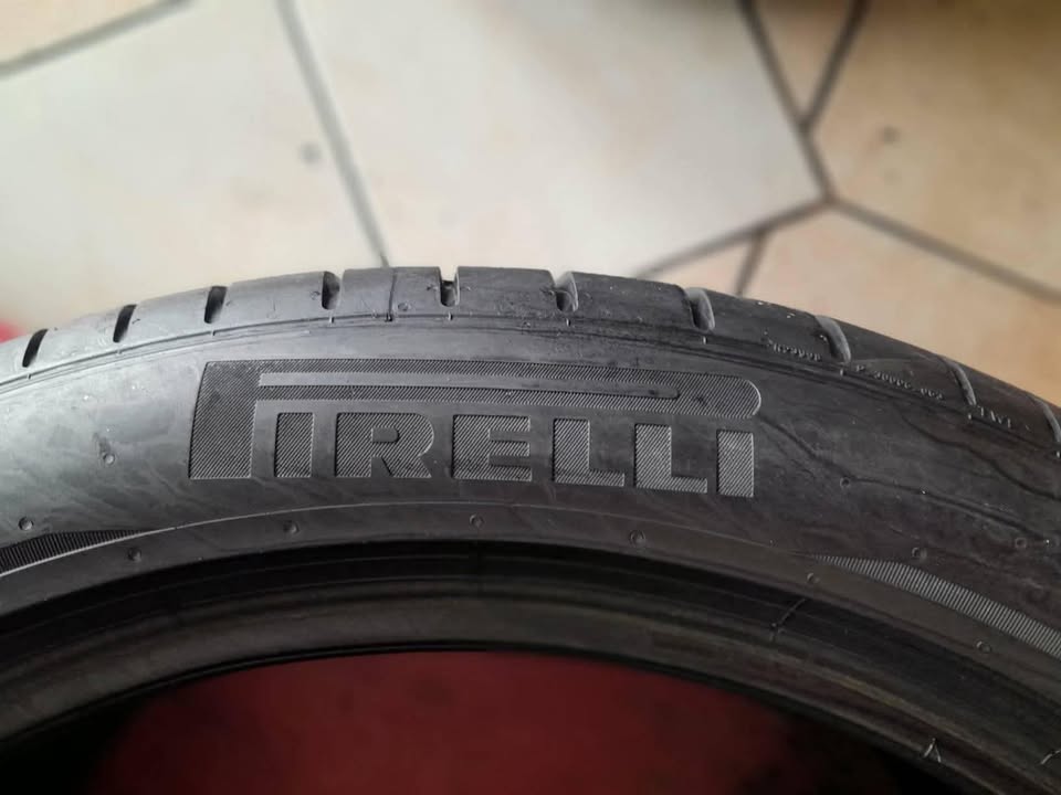 A set of (315/35/20) and(275/40/20) pirelli runflat tyres in very good condition - Private Seller A set of (315/35/20) and(275/40/20) pirelli runflat tyres in very good condition - Private Seller
