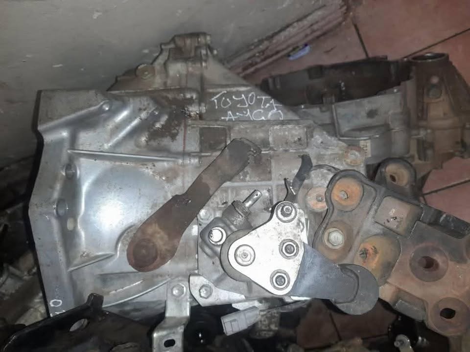 TOYOTA YARIS VVTI T3 MANUAL GEARBOX AVAILABLE - Private Seller TOYOTA YARIS VVTI T3 MANUAL GEARBOX AVAILABLE - Private Seller