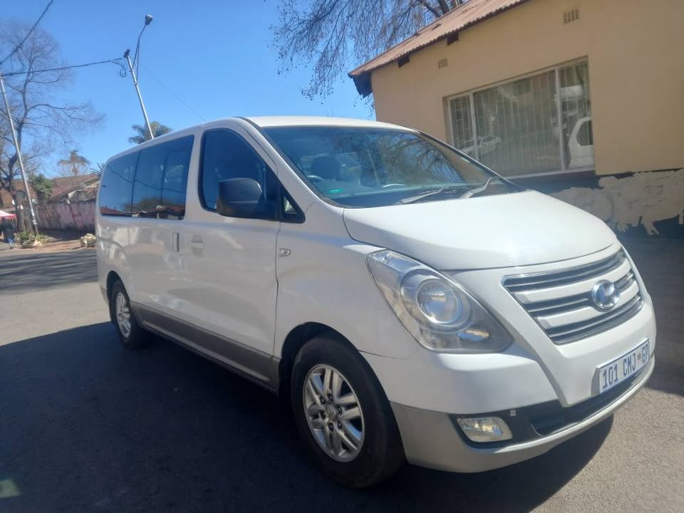 2016 Hyundai H1 BUS, 2.5 Diesel, Automatic, White, Leather seat, Reverse sensor,