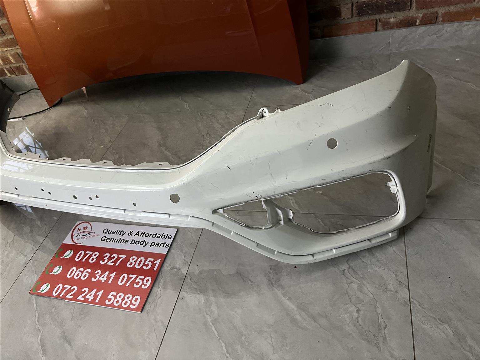 Honda CR-V Bumper 2016 - Private Seller Honda CR-V Bumper 2016 - Private Seller