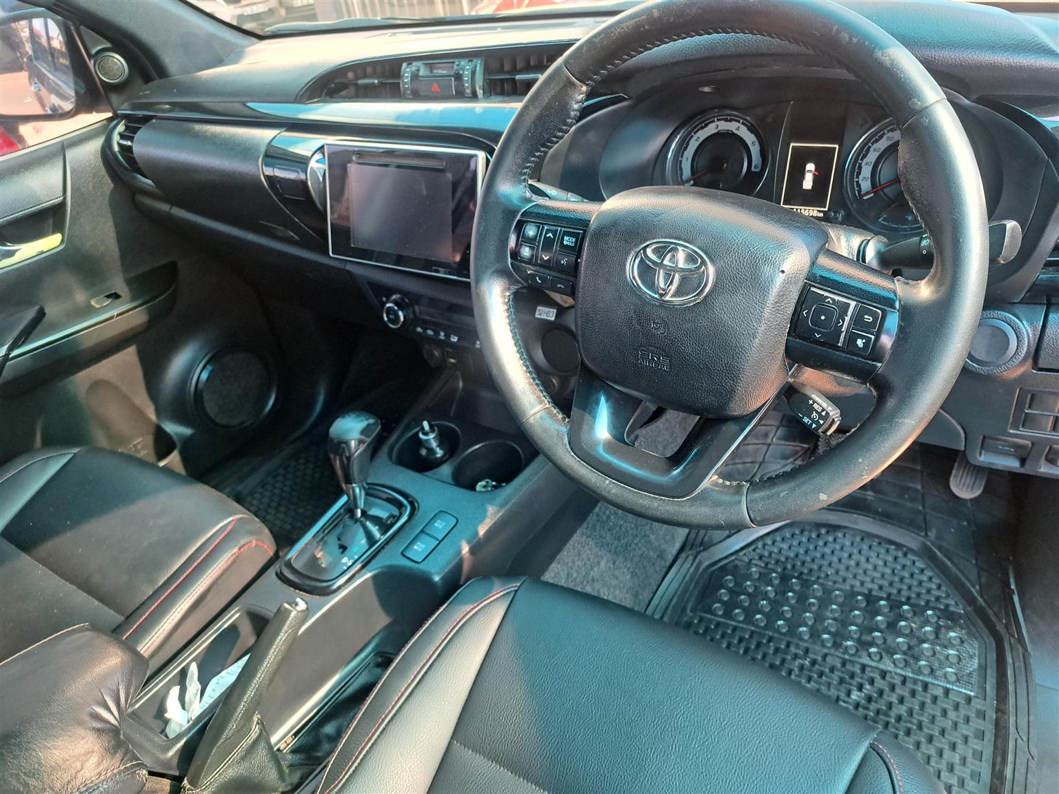 TOYOTA  HILUX 2.8GD6 DOUBLE CAB AUTO