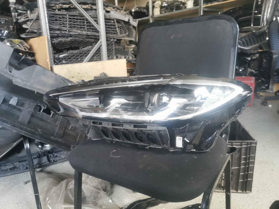 BMW M4 M3 G80, G82, G22 left headlight - Private Seller