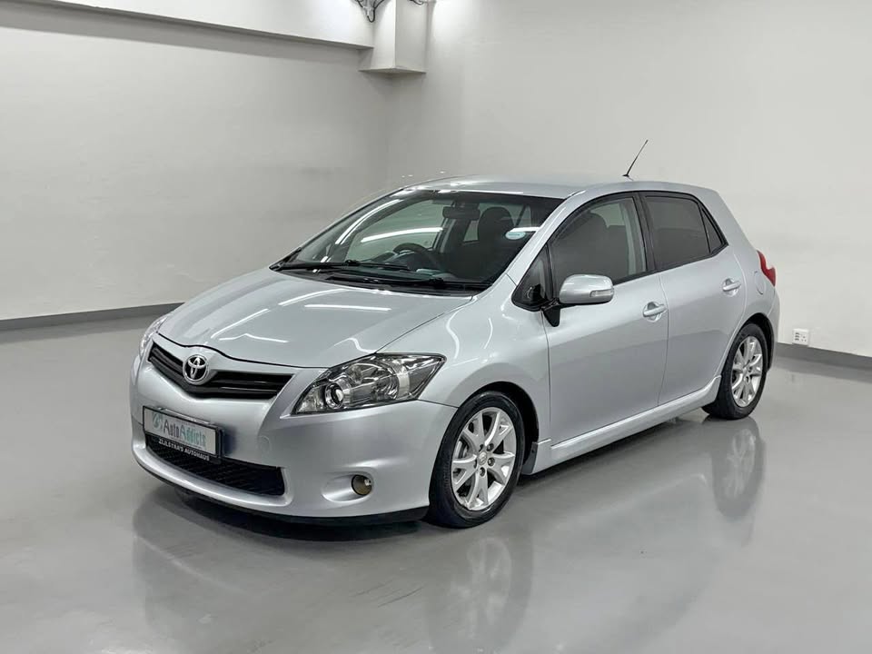 Toyota Auris 1.6 TRD 2013