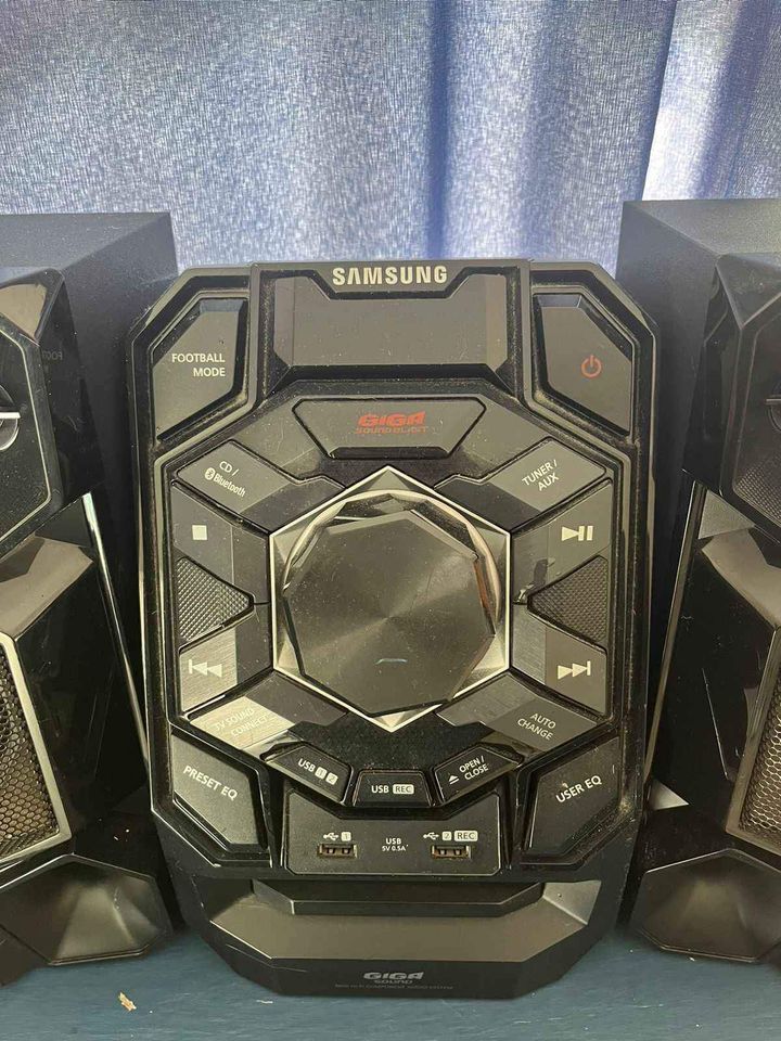 Samsung speakers