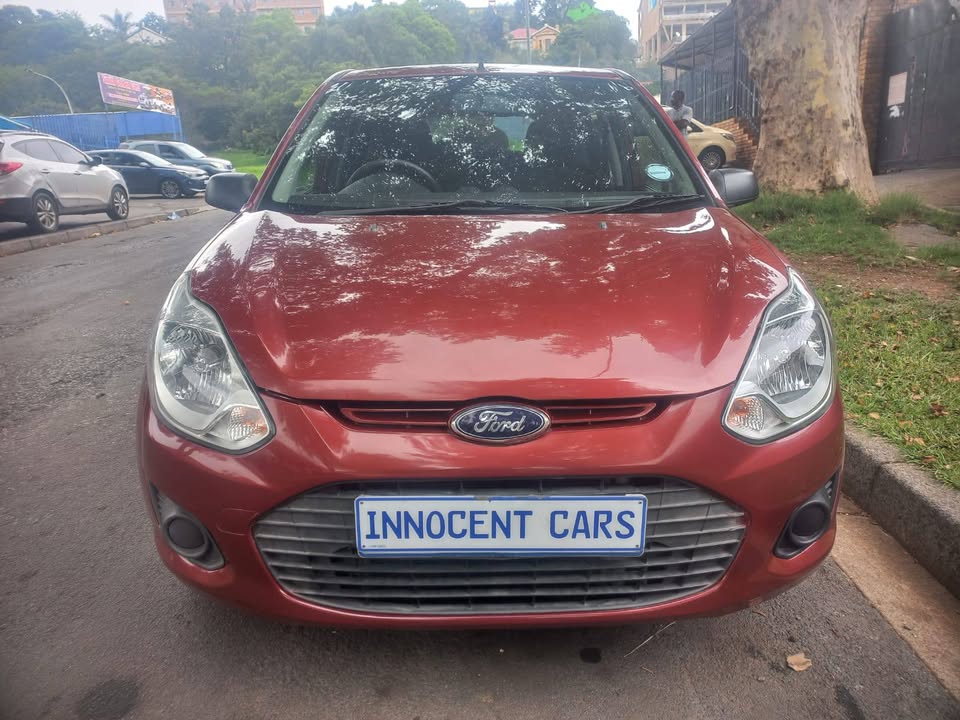 2015 FORD FIGO Hatchback 1.4 Engine Petrol, Manual, Maroon Color, Mileage