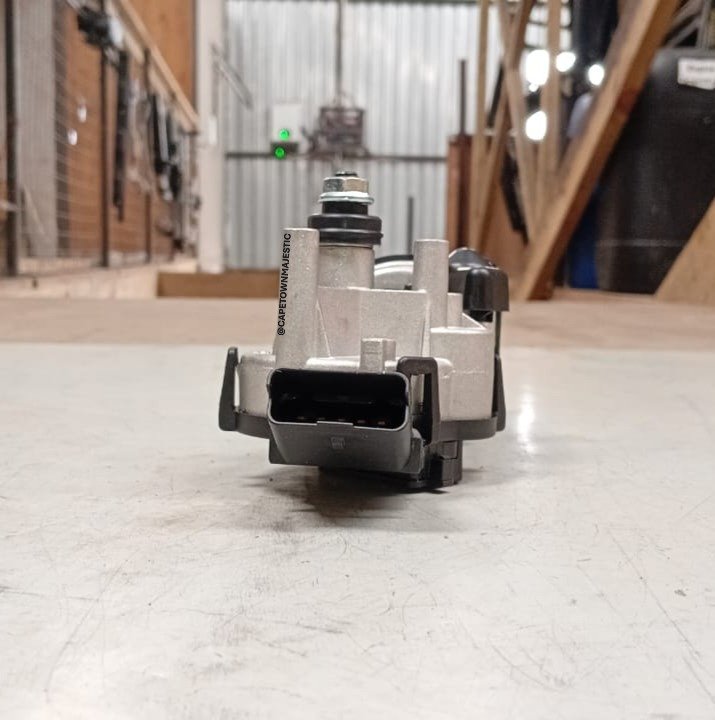 RENAULT SANDER NEW WIPER MOTOR FOR SALE - Private Seller