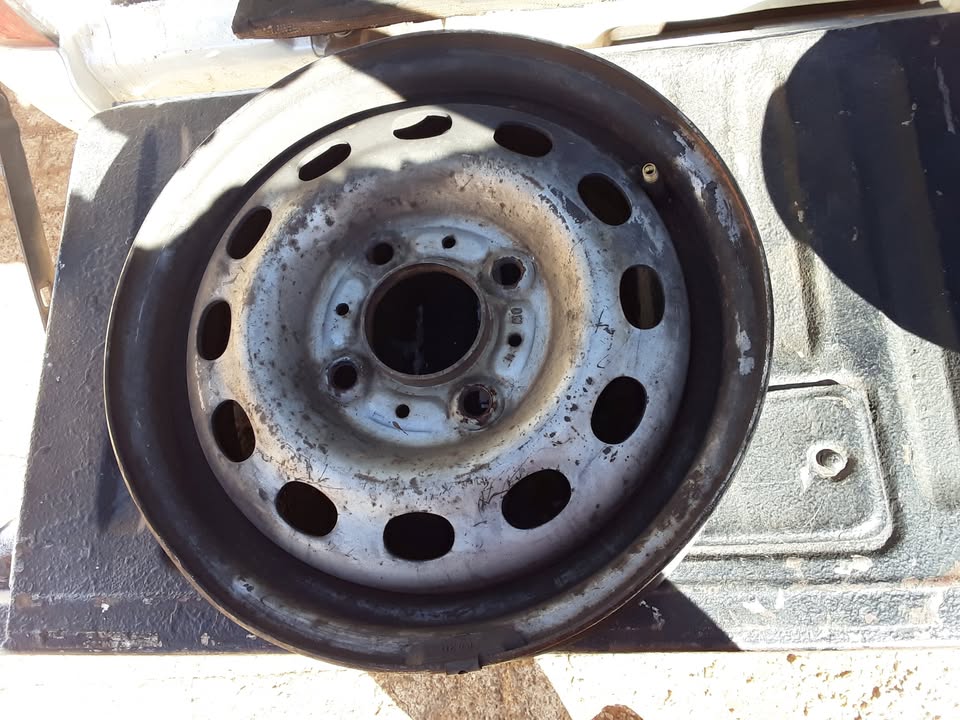 TATA INDICA 13" STEEL RIM FOR SALE - Private Seller