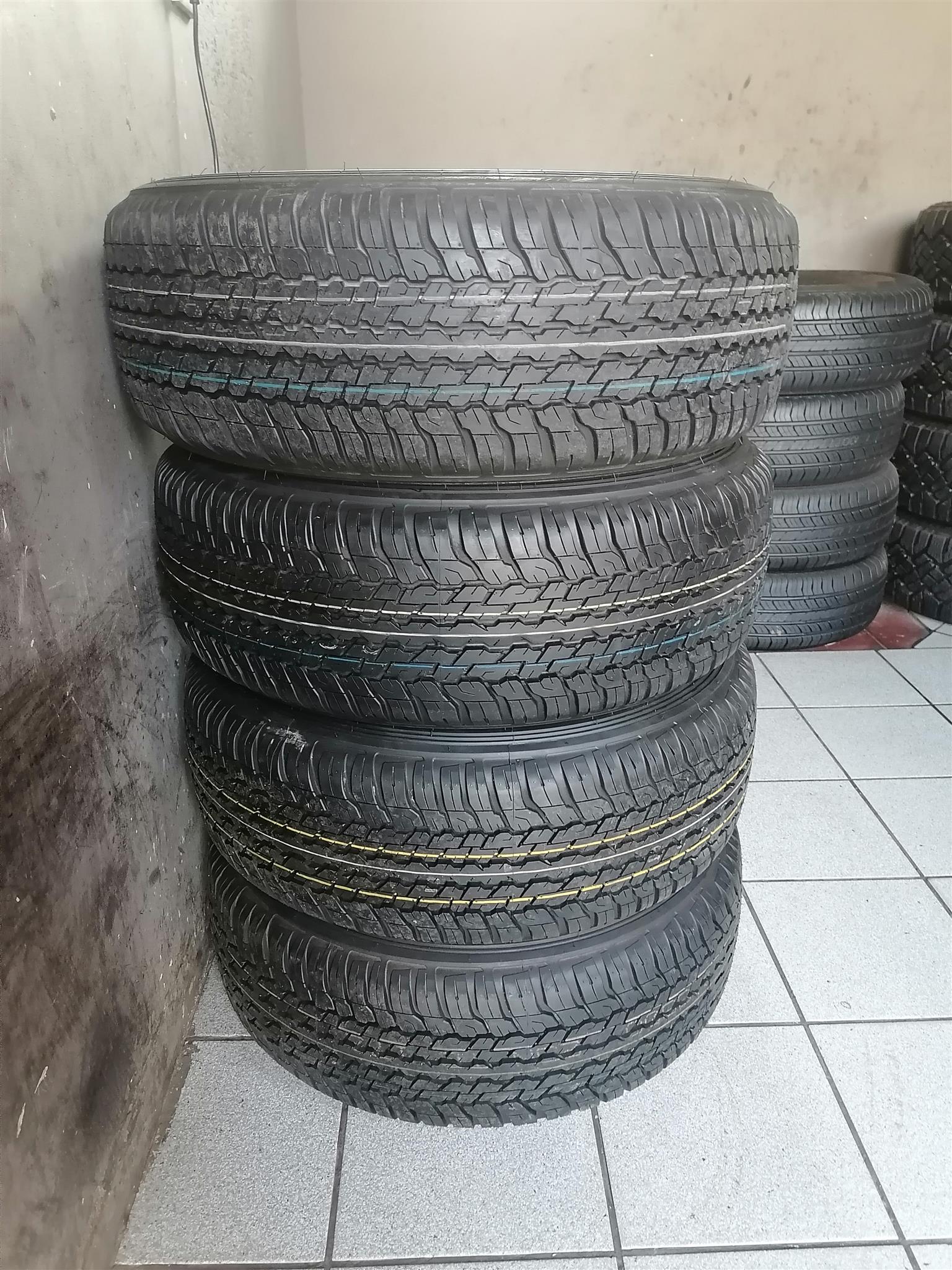 Toyota Legend RS Mag Rims (WITH WHEEL CAPS)