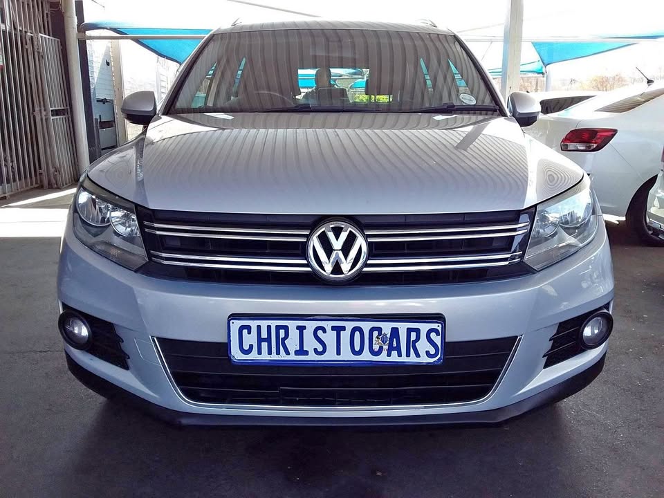 2011 model VW Tiguan sport-style