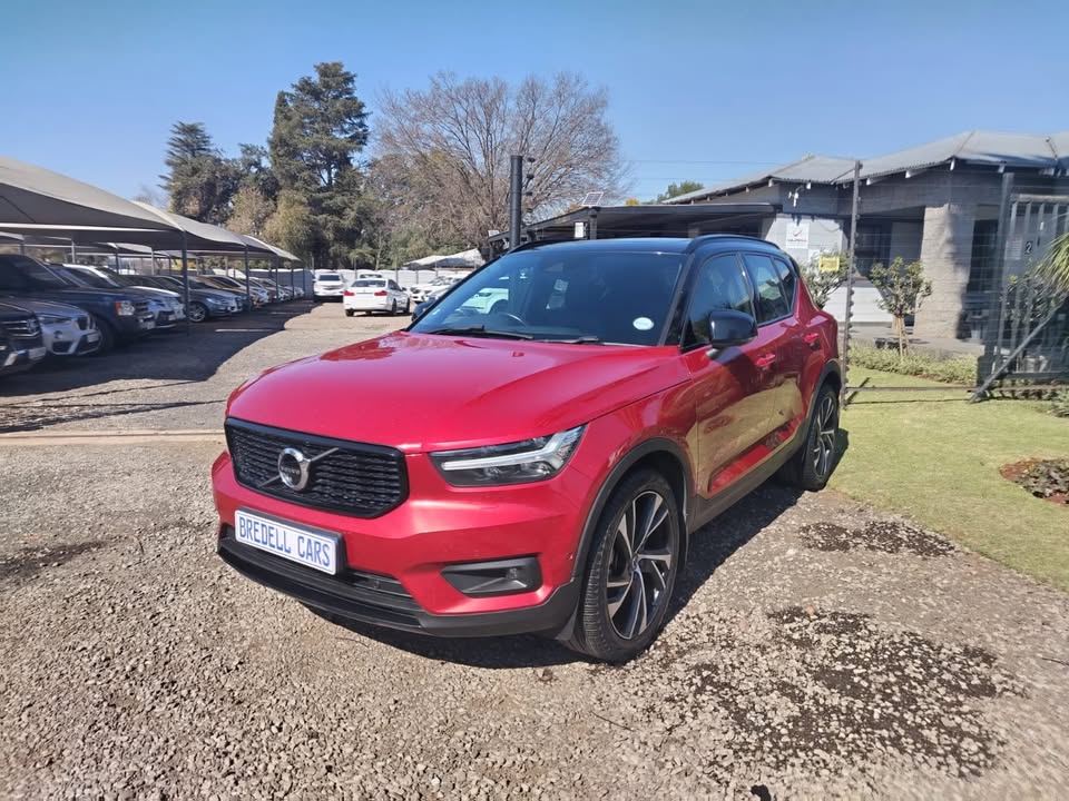 2018 Volvo XC40 D4 R-Design Geartronic AWD Automatic