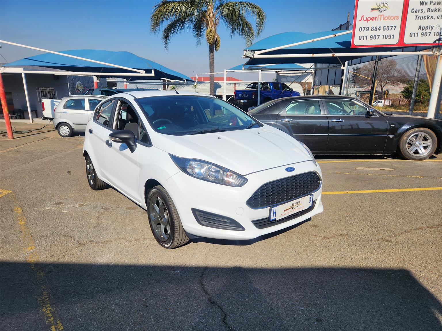 2018 Ford fiesta 1.0 Ecoboost Ambiente 2018 Ford fiesta 1.0 Ecoboost Ambiente