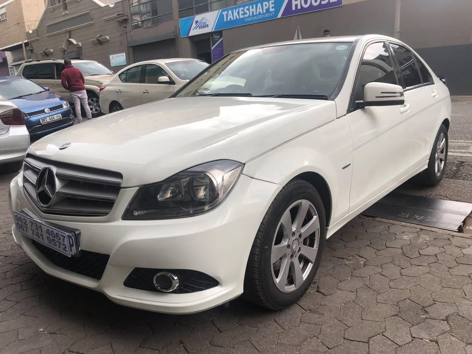 2011 Mercedes-Benz benz c180