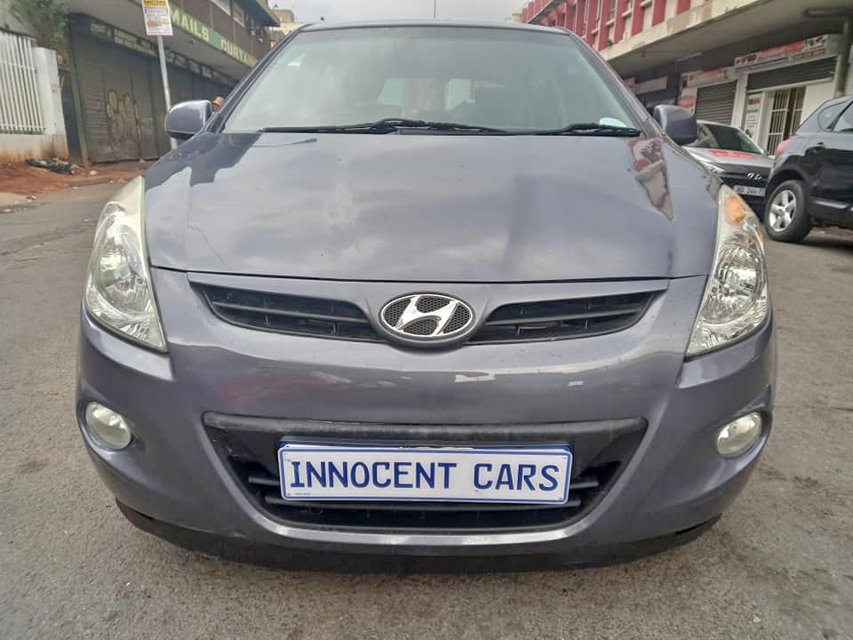 2012 HYUNDAI i20 1.6 PETROL, MANUAL TRANSMISSION, GREY COLOUR, 75000KMS,