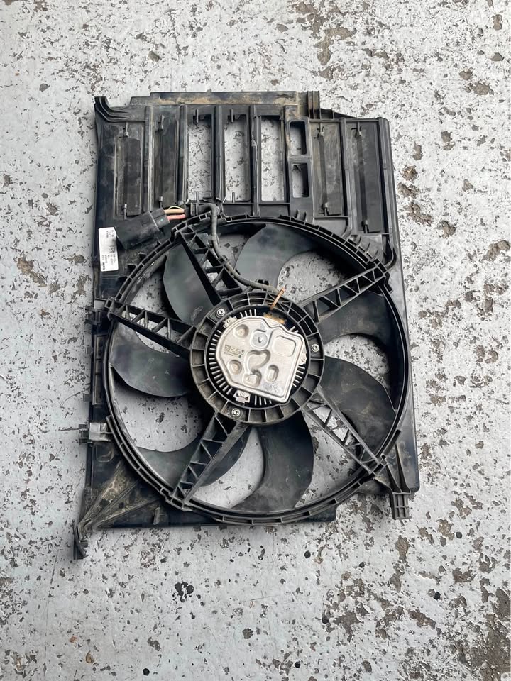 BMW F40/F44 and F48 fans