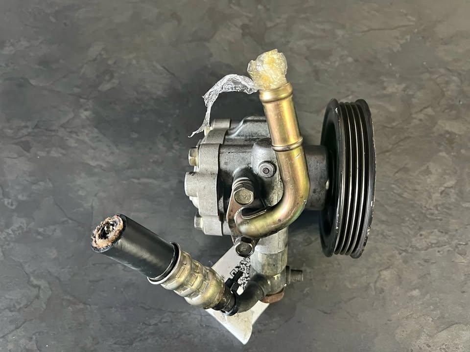 Nissan Sentra 2.0 SR20 Power Steering Pump