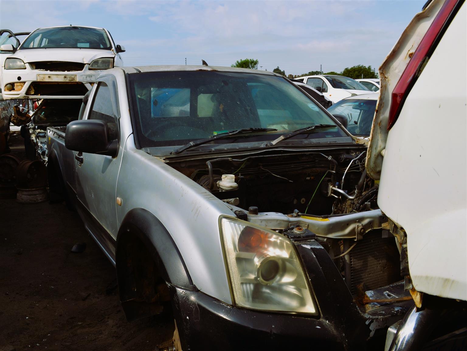 2008 Isuzu 3.0L - Stripping for Spares