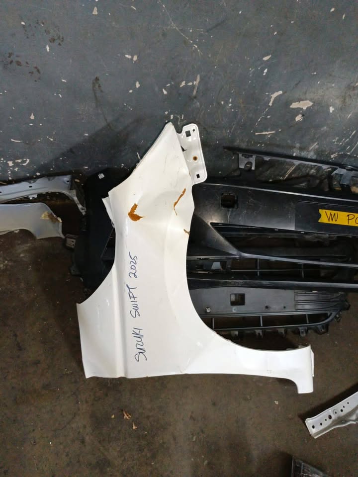 Suzuki Swift Right fender 2025 - Private Seller Suzuki Swift Right fender 2025 - Private Seller