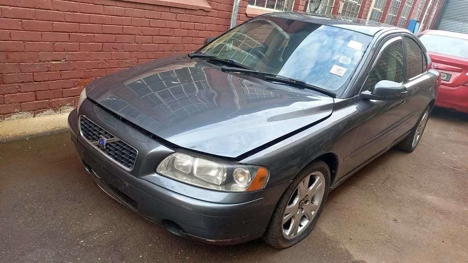 volvo s60 for stripping - Private Seller volvo s60 for stripping - Private Seller