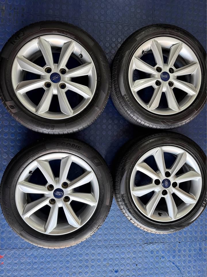 16 INCH FORD FIESTA ORIGINAL RIMS+TYRES PRE-OWNED - Private Seller
