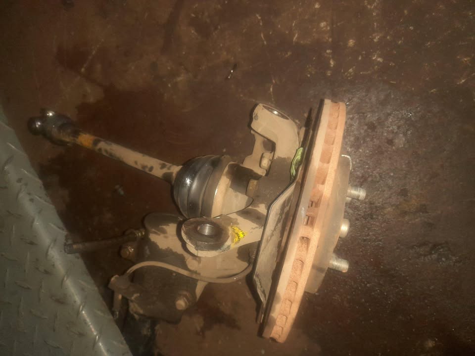 HYUNDAI I10 GRAND FRONT HUB AVAILABLE - Private Seller