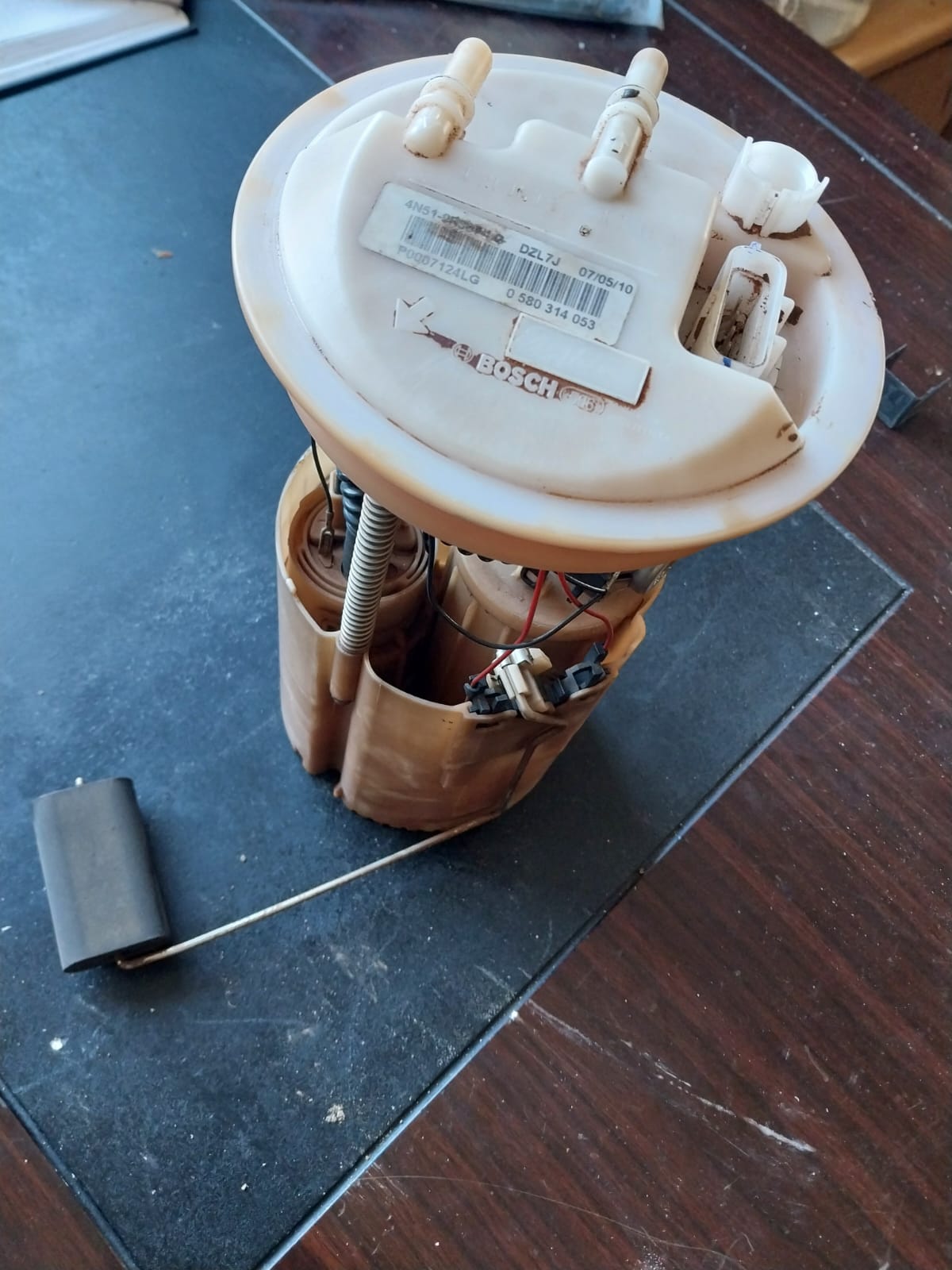 Volvo S60 D5 2012 Fuel pump - Private Seller Volvo S60 D5 2012 Fuel pump - Private Seller