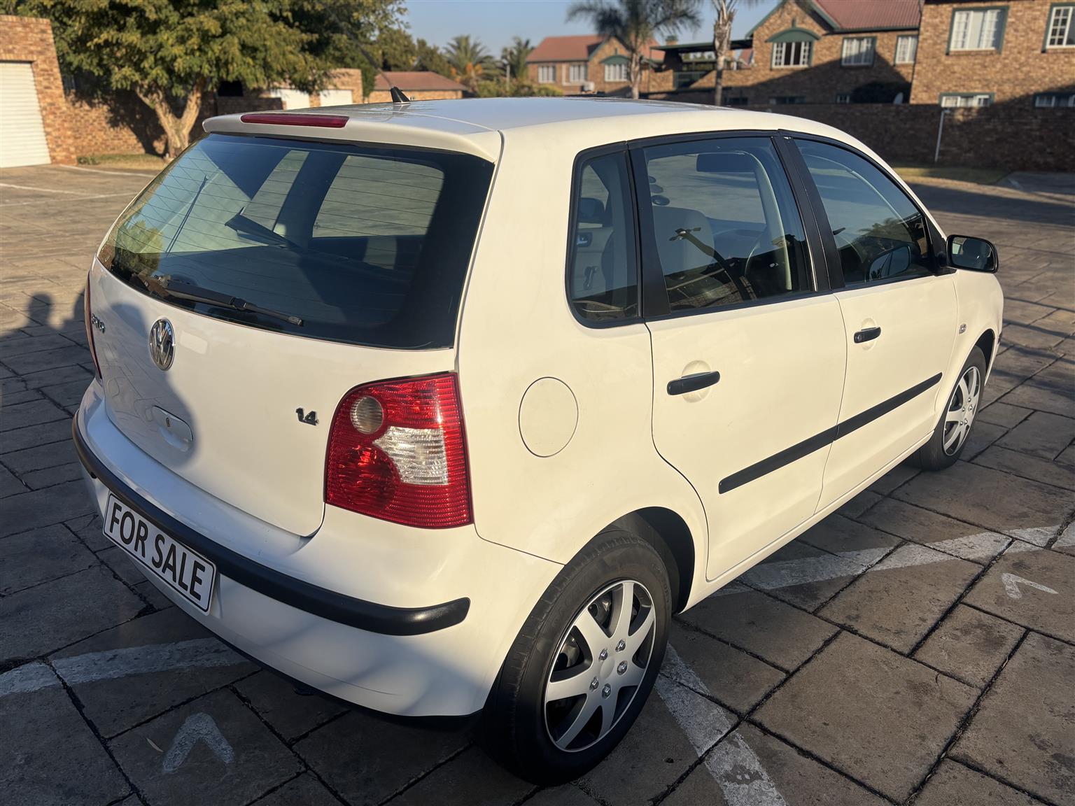 VW POLO FULL SERVICE HISTORY