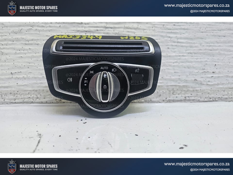 Mercedes C180 W205 Headlight Switch for sale – Used - Private Seller