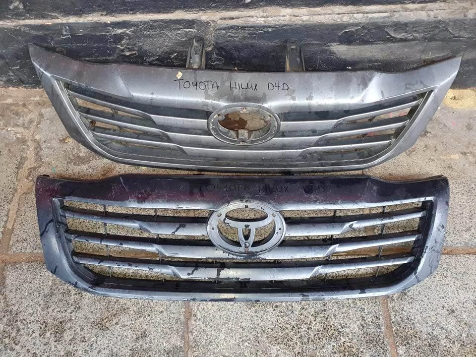 Toyota Hilux D4D grill - Private Seller Toyota Hilux D4D grill - Private Seller
