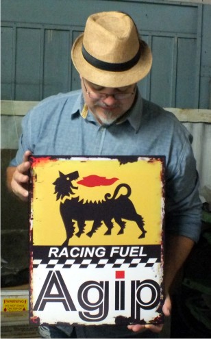 Vintage Metal Signs For Sale LOT 1 Vintage Metal Signs For Sale LOT 1
