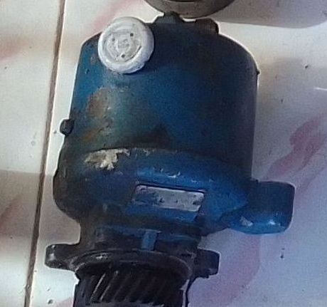 POWER STEERING PUMP FORD 5000 6600 for sale - Private Seller
