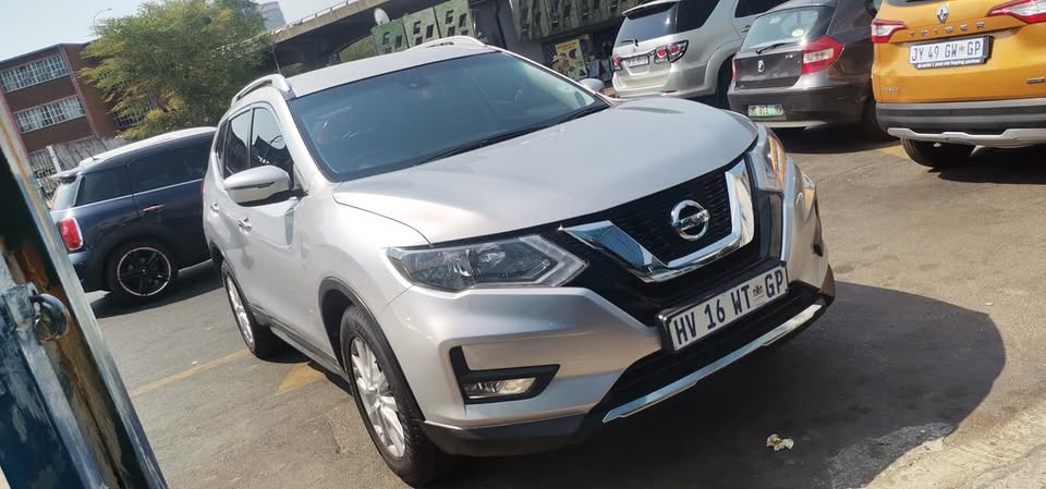 2019 NISSAN X_ TRAUL 1 6