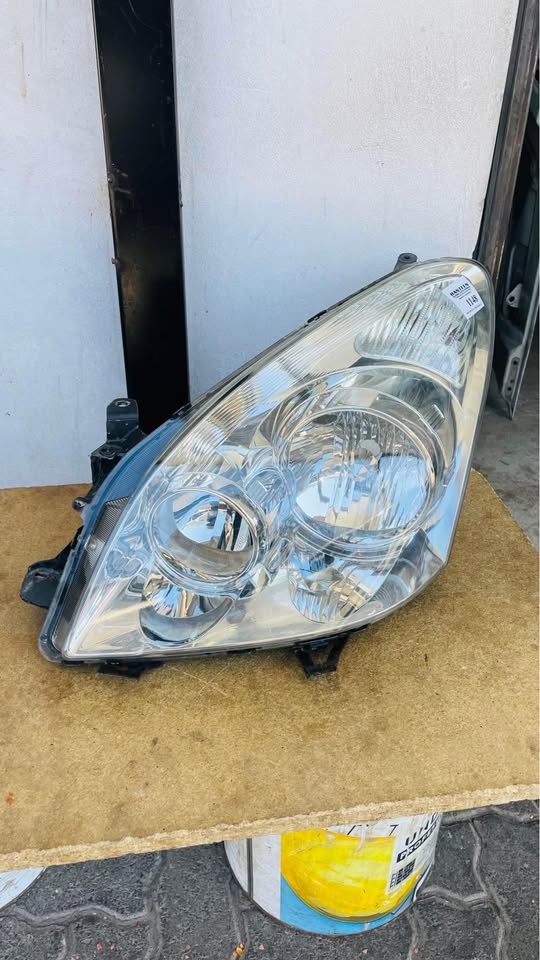 Toyota Verso headlights 2007/09 - Private Seller