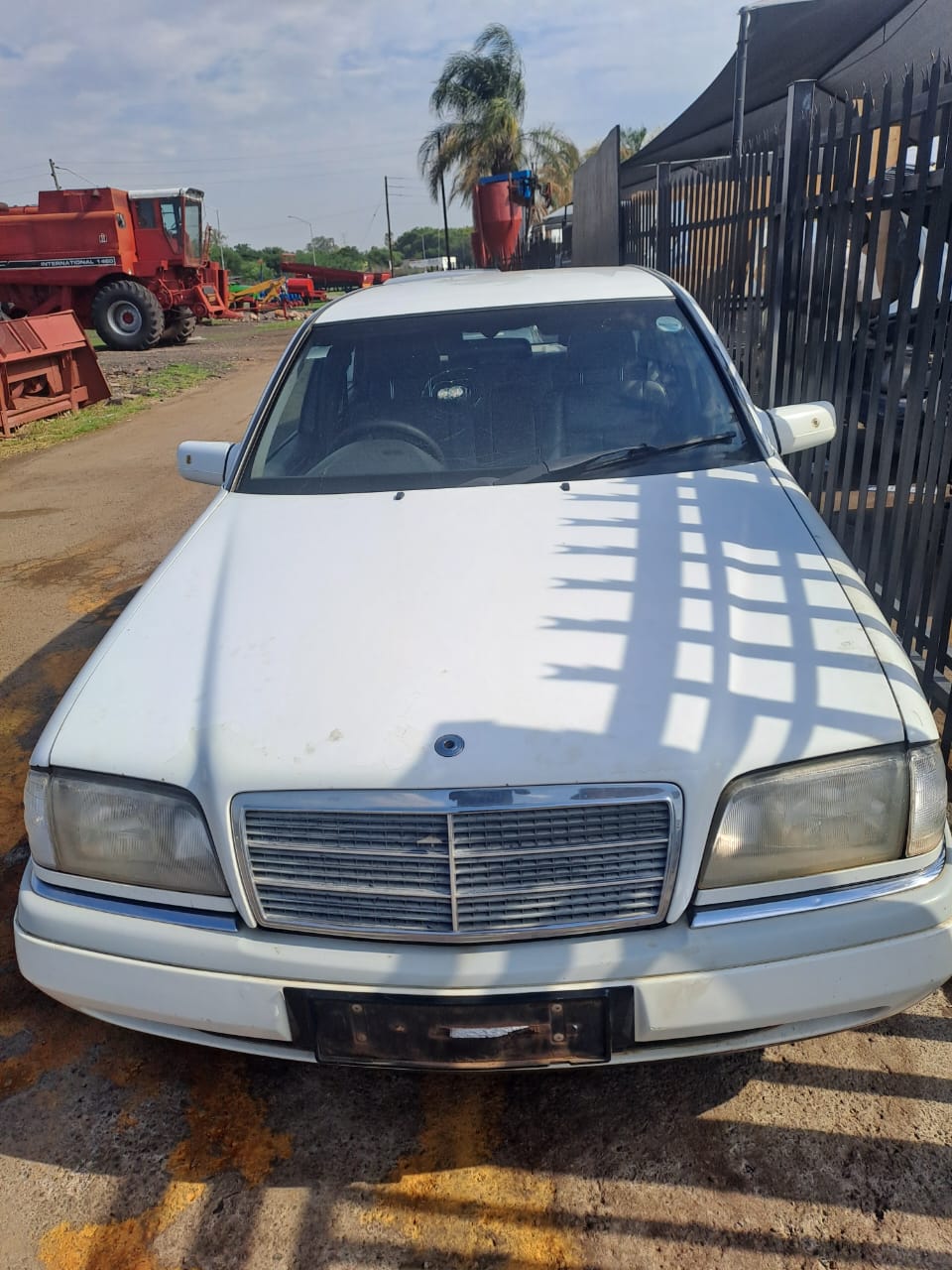 W202 C220 Automatic available for stripping - Private Seller