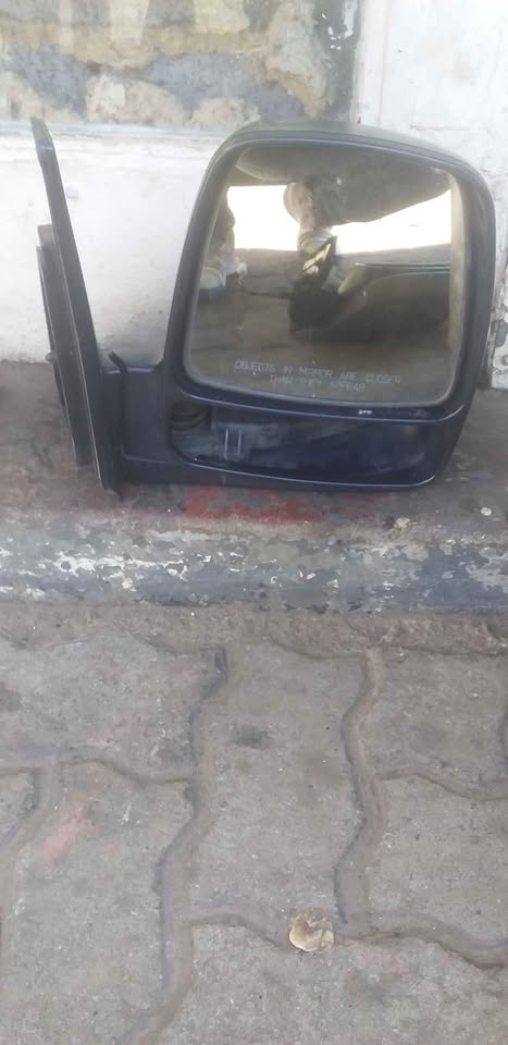 Kia 2700 side mirror bakkie - Private Seller Kia 2700 side mirror bakkie - Private Seller