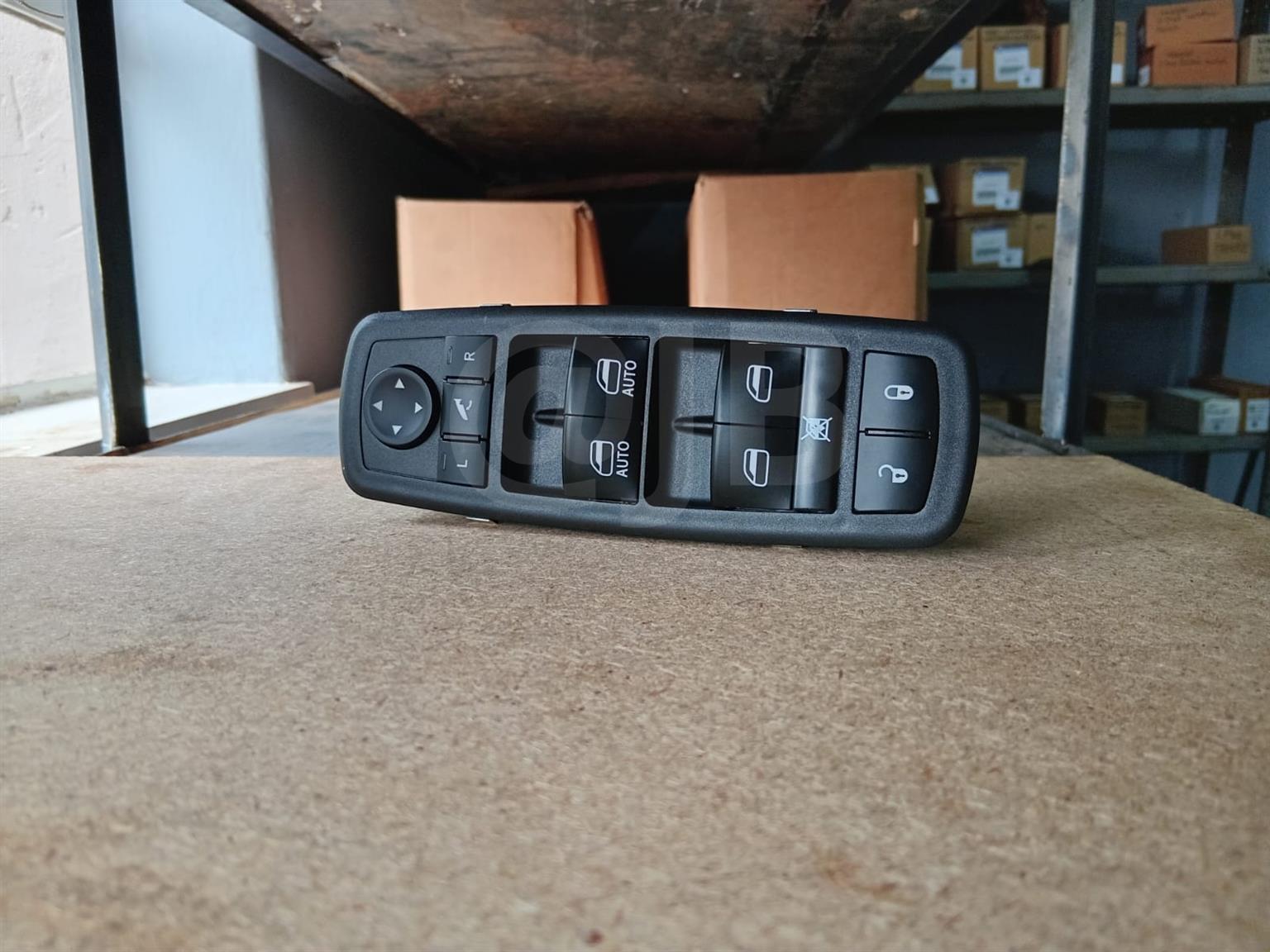 Chrysler Grand Voyager (3.3) New Main Window Switch - Chrysler Interior Parts - Private Seller Chrysler Grand Voyager (3.3) New Main Window Switch - Chrysler Interior Parts - Private Seller