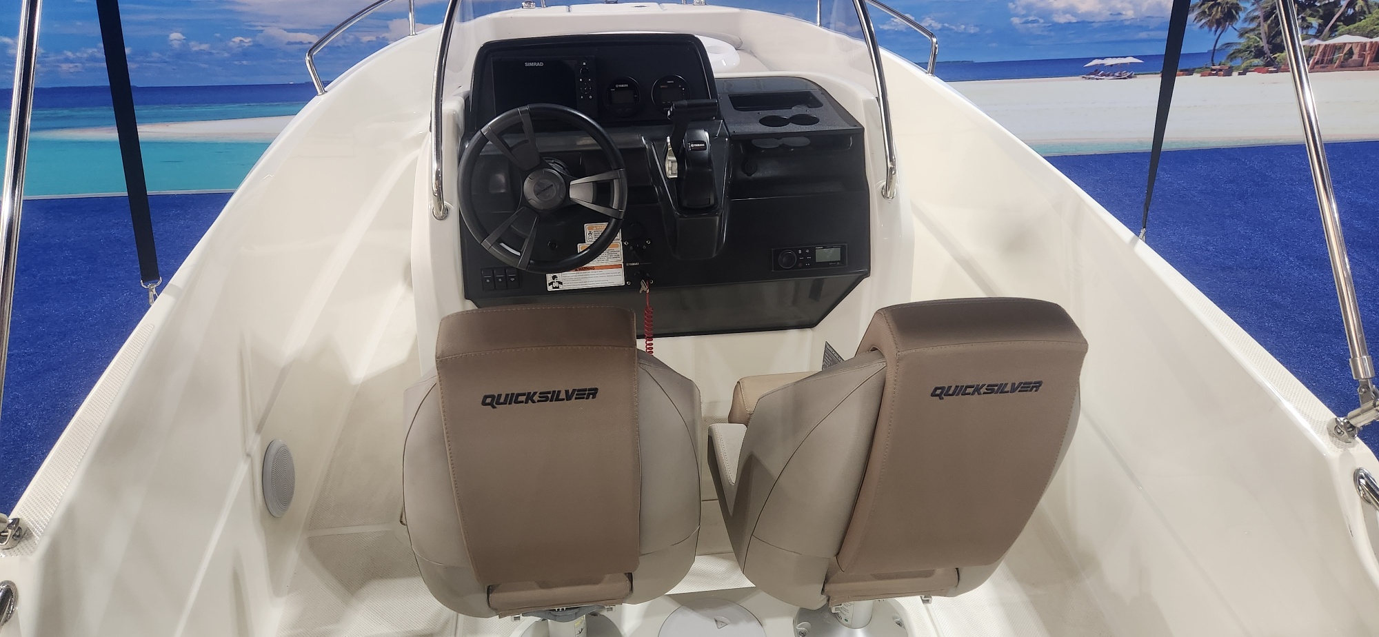 QUICKSILVER 555 OPEN ON TRAILER 130 HP YAMAHA 4 STROKE