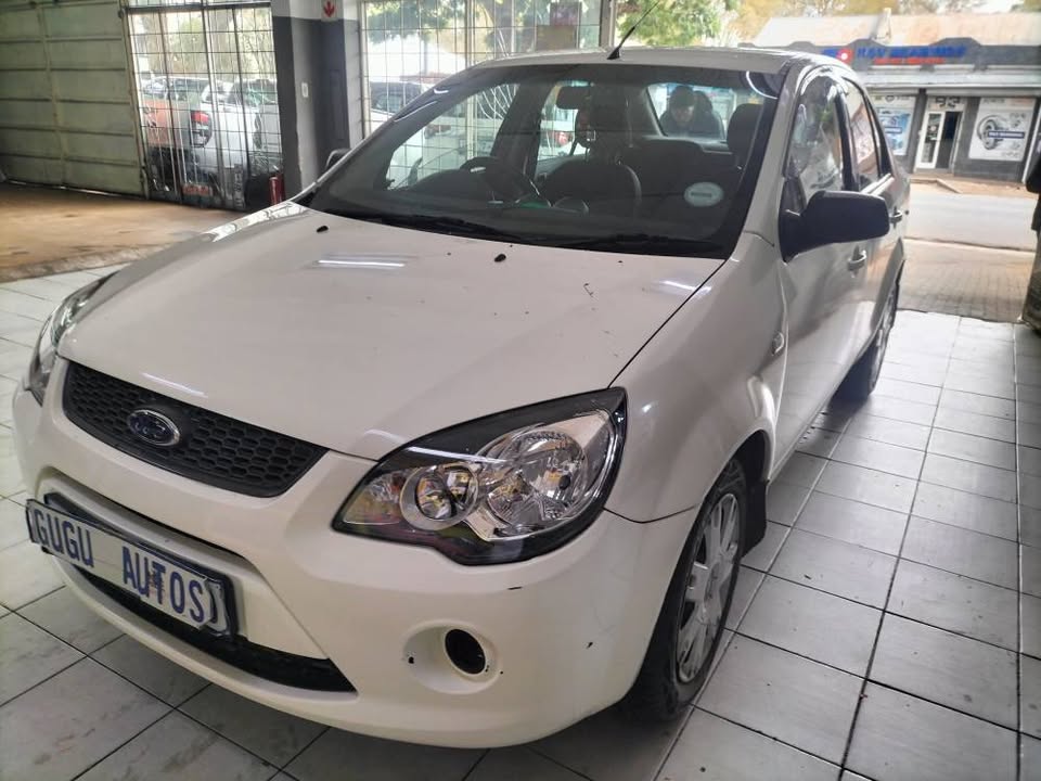 2015 FORD IKON 1.4 SEDAN MANUAL, PETROL WHITE COLOUR