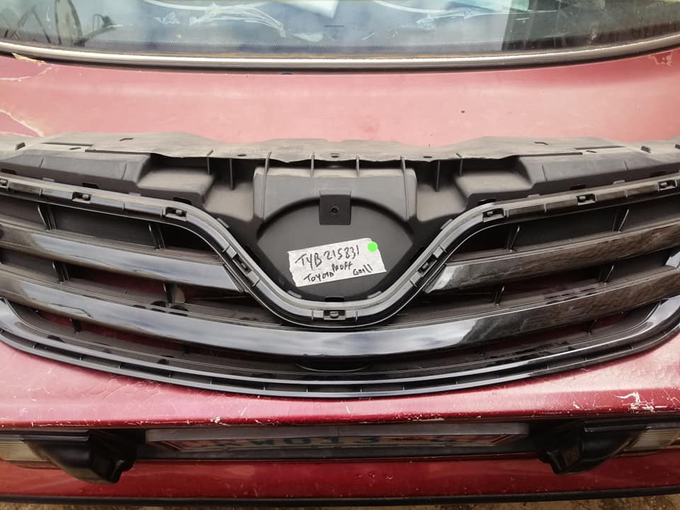 Toyota Corolla Quest Grill 2010-2014 - Private Seller