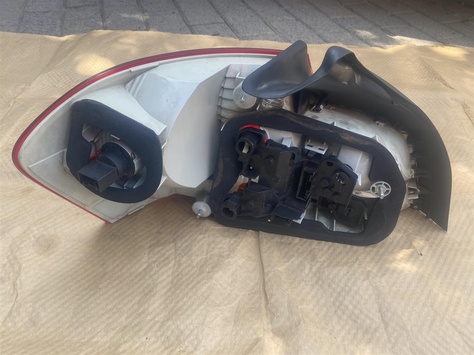2014 BMW 1 SERIES E82 COUPE LED TAIL LIGHT RIGHT SIDE FOR SALE