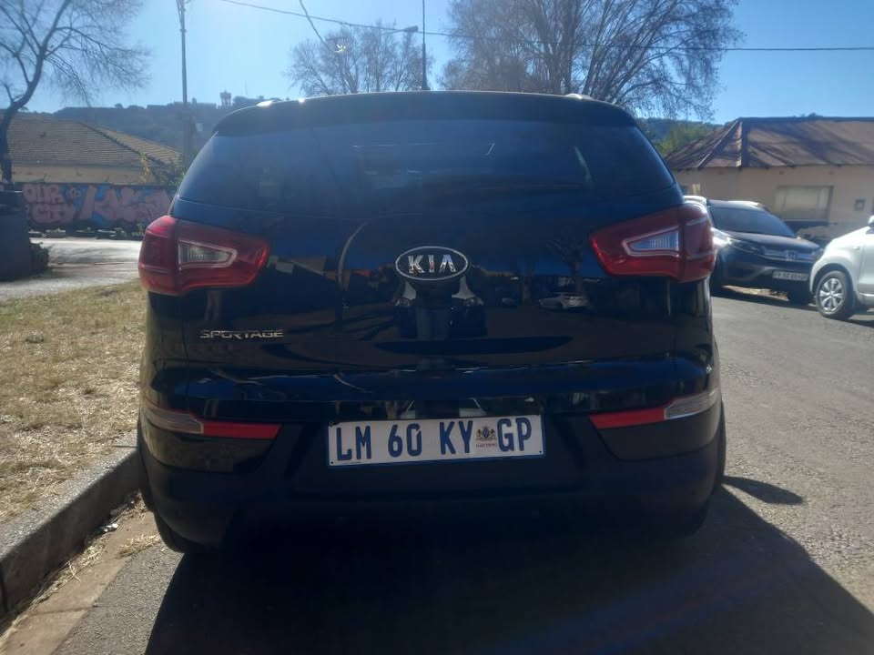 2012 Kia Sportage 2.4 AUTOMATIC 4x4 Petrol, Black, 59000kms. Sunroof Leather seats, Rev