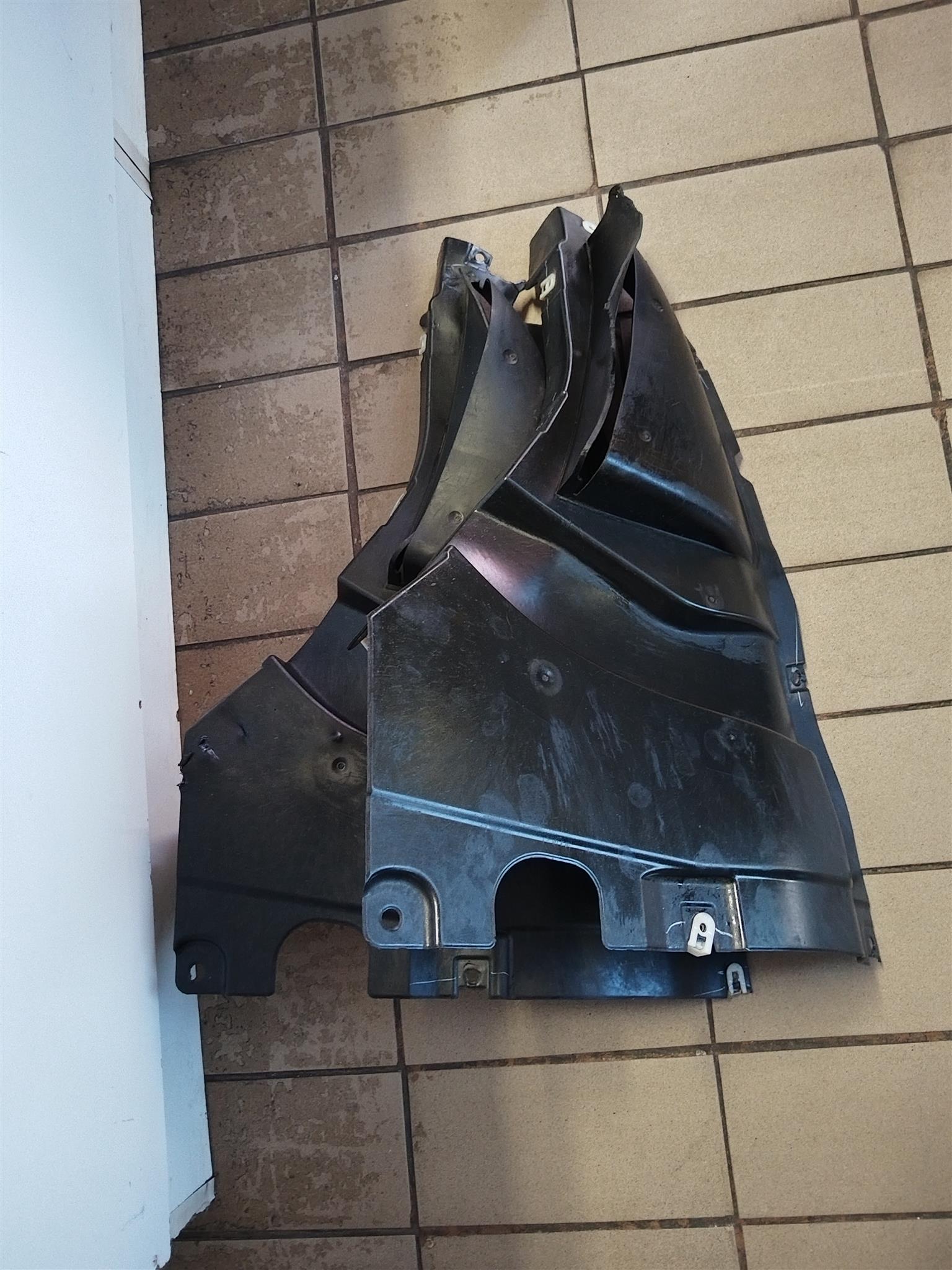 2022 BMW X5 LOWER PANEL RIGHTSIDE AVAILABLE FOR SALE - Private Seller 2022 BMW X5 LOWER PANEL RIGHTSIDE AVAILABLE FOR SALE - Private Seller