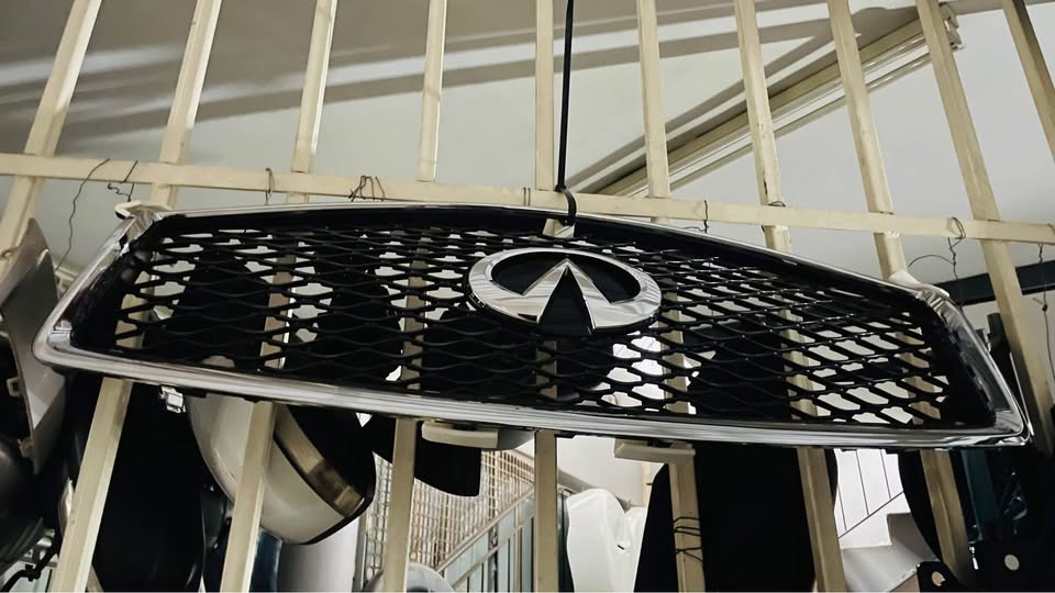 Infiniti Q50/Q60 grill - Private Seller Infiniti Q50/Q60 grill - Private Seller