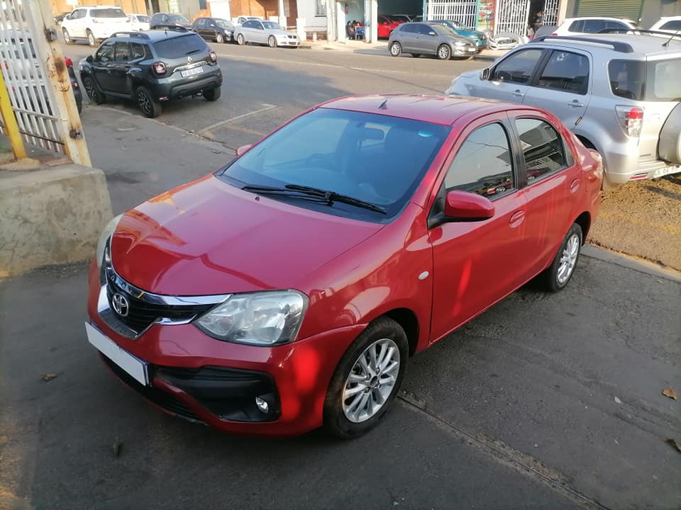 2017 Toyota Etios 1.5 Sedan