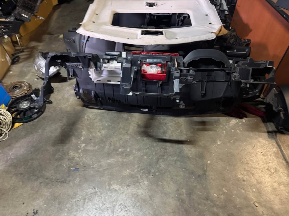 Toyota Corolla Cross Dashboard Shell - Private Seller Toyota Corolla Cross Dashboard Shell - Private Seller